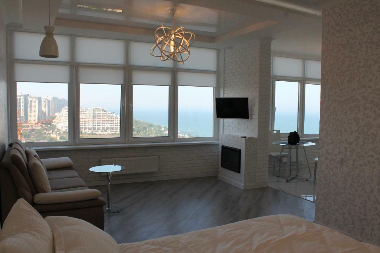 M&P Vip Appartments In Arkadia أوديسا المظهر الخارجي الصورة