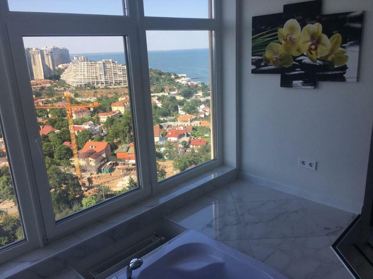 M&P Vip Appartments In Arkadia أوديسا المظهر الخارجي الصورة