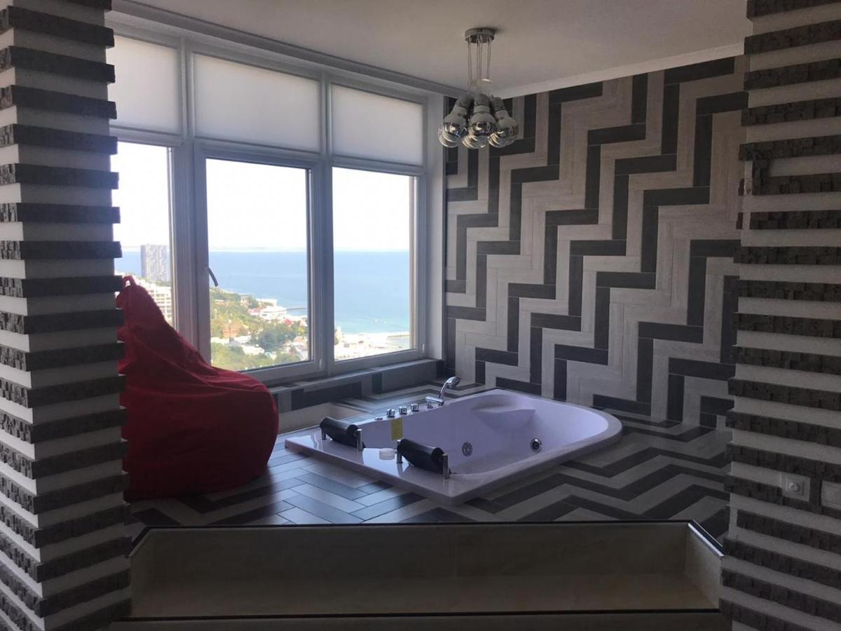 M&P Vip Appartments In Arkadia أوديسا المظهر الخارجي الصورة