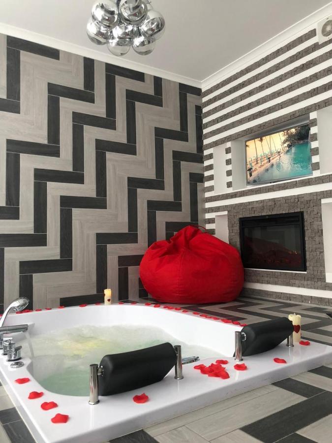 M&P Vip Appartments In Arkadia أوديسا المظهر الخارجي الصورة