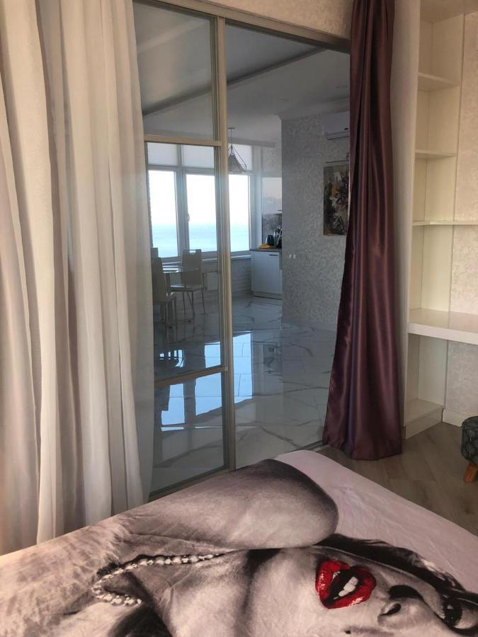 M&P Vip Appartments In Arkadia أوديسا المظهر الخارجي الصورة
