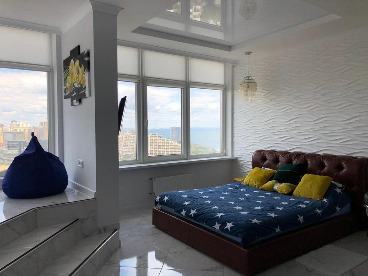 M&P Vip Appartments In Arkadia أوديسا المظهر الخارجي الصورة