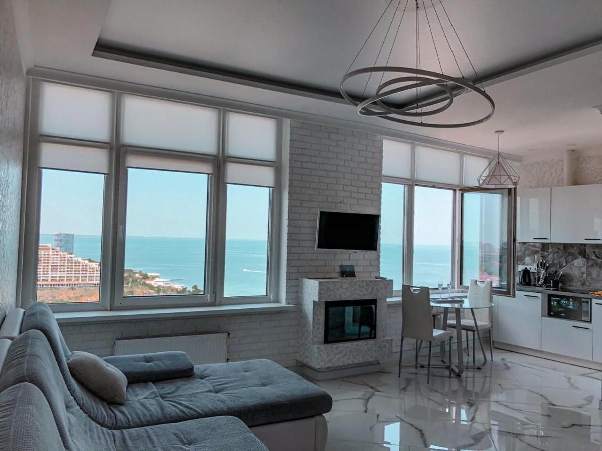 M&P Vip Appartments In Arkadia أوديسا الغرفة الصورة